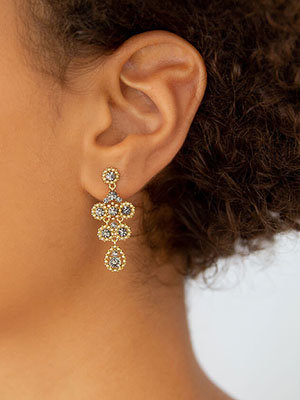 GOLD EARRINGS FROM LILY & ROSE