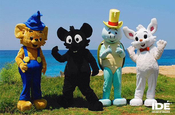 Different mascots on the beach